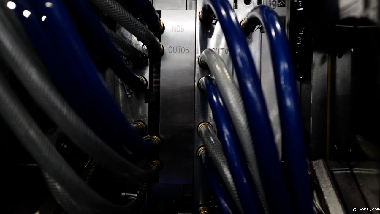 协宏-注塑加工技术 这个看似遥远的工业术语，其实在我们的日常生活中无处不在