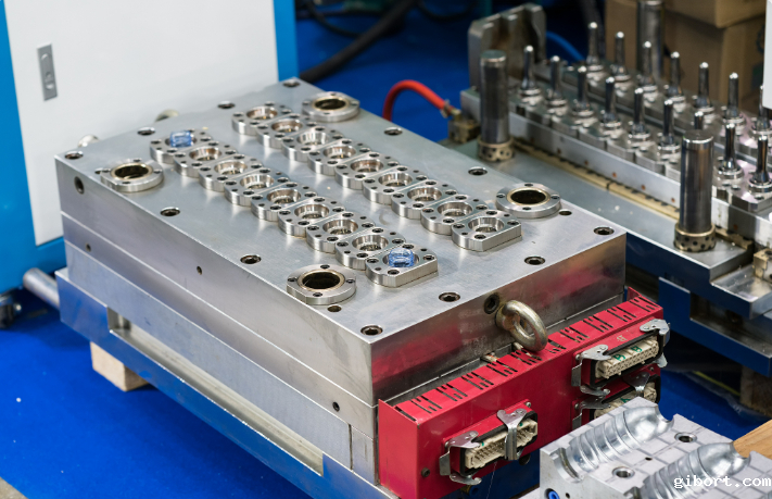 详述注塑模具进胶方式：突破传统，提升生产效率