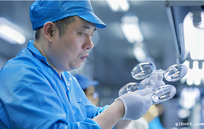 注塑加工过程中，如何利用优化注塑工艺参数，减少透明厚壁塑件的变形？—协宏